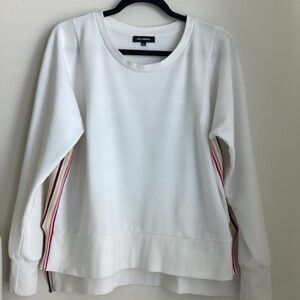 525 American Sweatshirt Womens Size Medium Bleach White Multi Color Stripe Beach